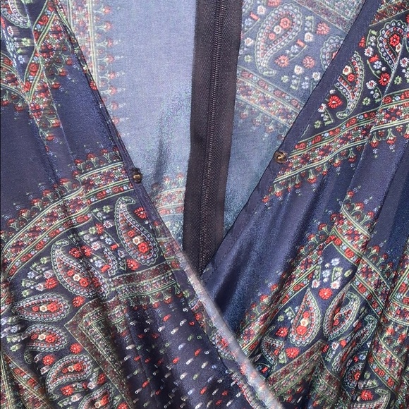 Francesca's Worn Once Romper - Picture 2 of 4